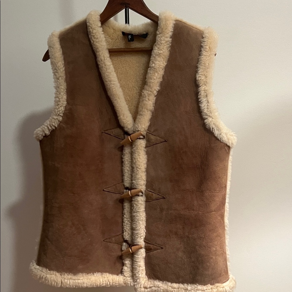 Vintage Derry Skins New Zealand Sheepskin Vest